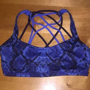 Lululemon RARE free to be sports bra